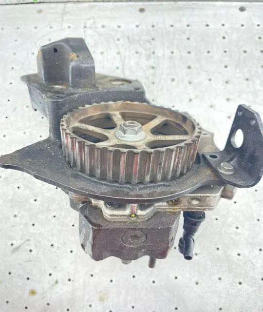 Pompa inalta presiune 82 00 055 072 Renault Laguna 2003
