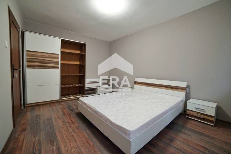 Дава се под наем Тристаен апартамент в София, Хиподрума - 68 кв.м за 800 € - Снимка #3