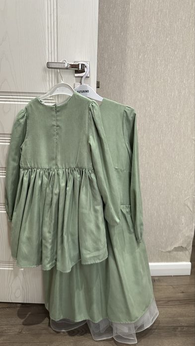 Продам платья