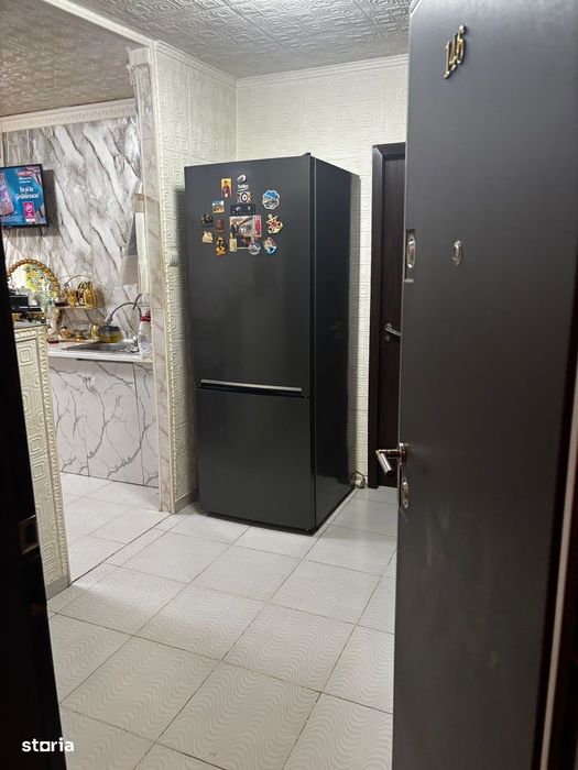 Vând apartament cu 3 camere și 2 băi în zona Militari – Gorjului — fotografia 2