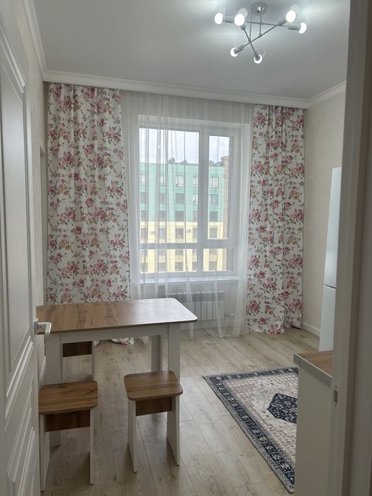 Левый берег. Медцентры . Хан шатыр