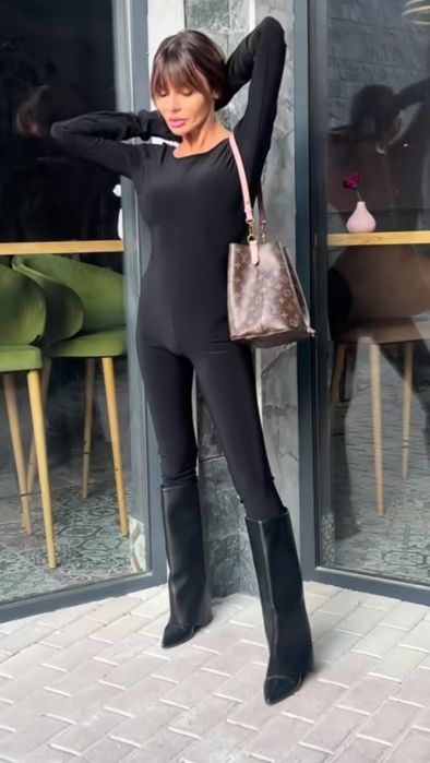 Нов,гащеризон Lei by Lu