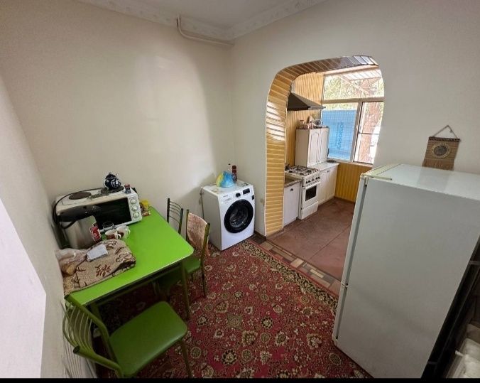 Продаётся 3х ком кв.  1 этаж. 5мкр