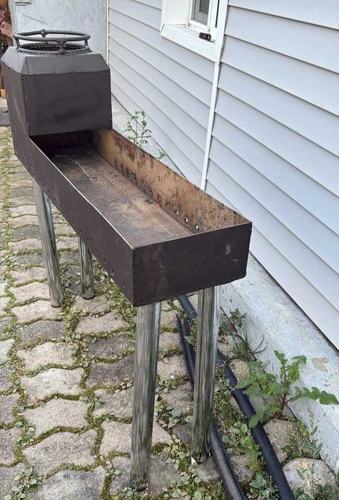 Продам мангал на ножках