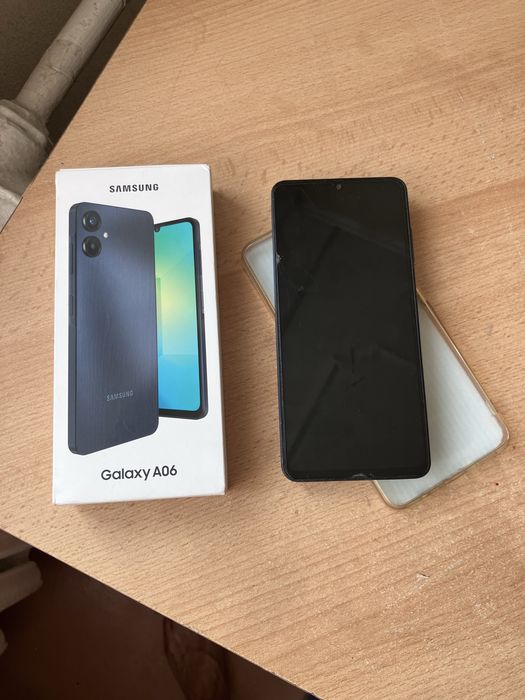 Продам срочно самсунг а06
