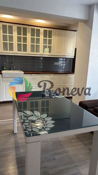 Дава се под наем Тристаен апартамент в Варна, Окръжна болница - 85 кв.м за 800 € - Снимка #1