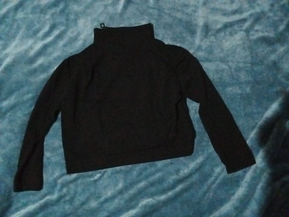 Продам костюм дешево