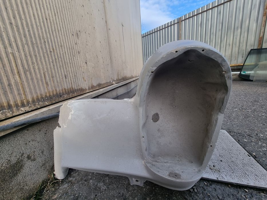 Aripi fibra de sticla mercedes W108, W109, W111