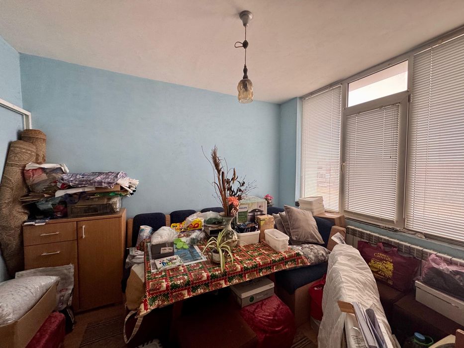 Газифициран и Саниран Многостаен Апартамент за Продажба гр. Търговище