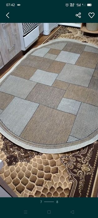 Продам ковёр овальный