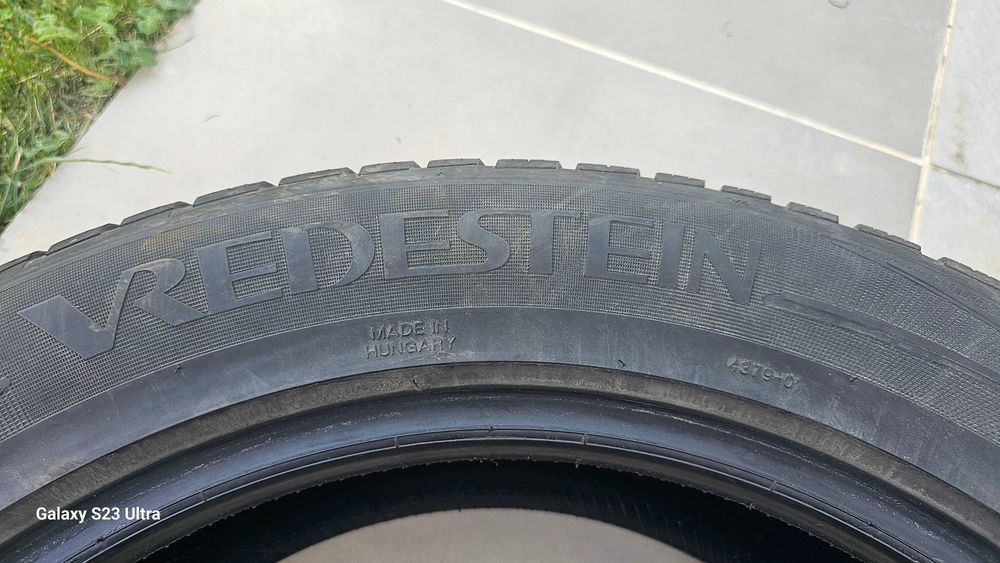 Vand 4 anvelope de iarna Vredestein 235/ 55/ R19 si o anvelopa de vara Michelin Primacy 4, 235/ 55 R19