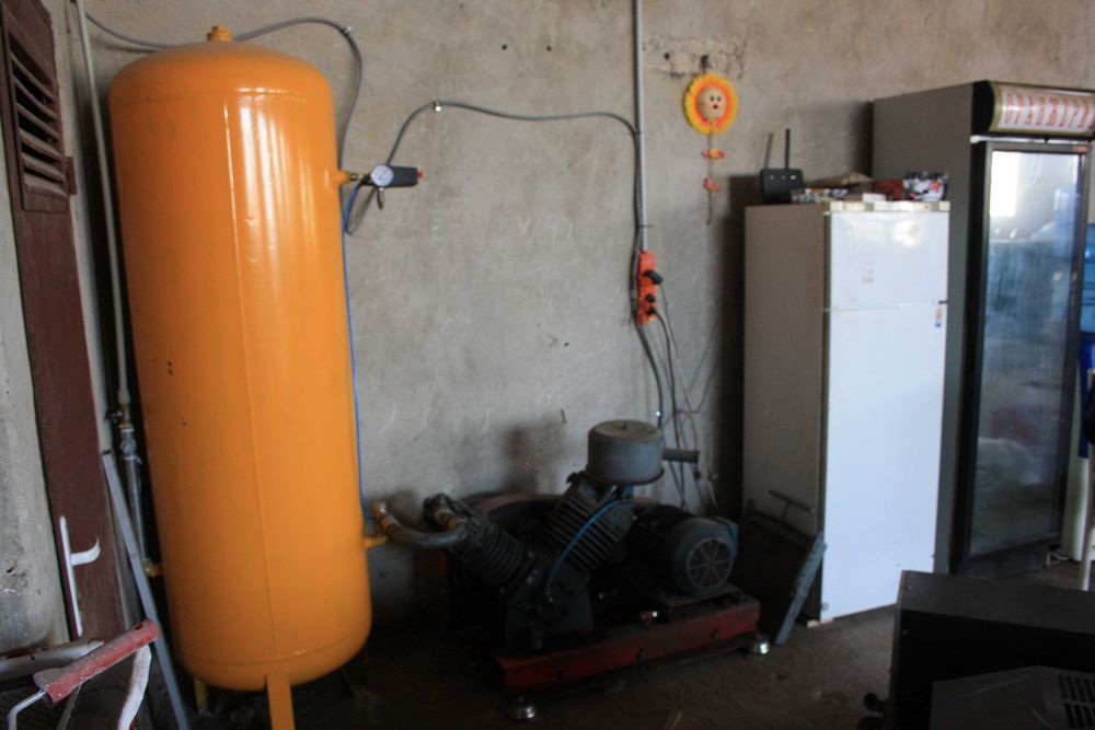 компресор 7.5 кW с бутилка 500 литра