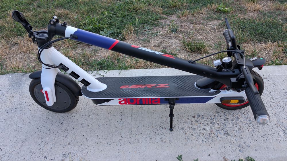 Trotineta electrica Aprilia