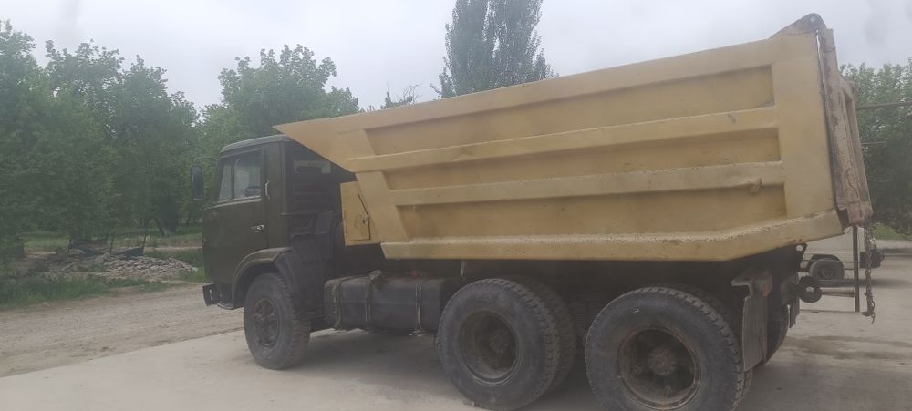 Kamaz samasval  1990 yil sotiladi. Balonlari yangi 70% , dizel mator,