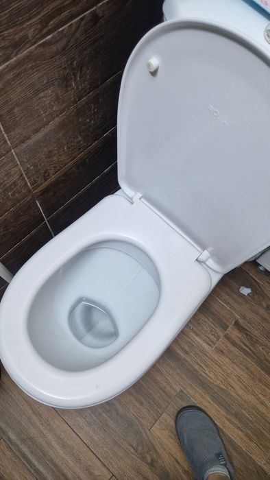 Продам унитаз б/у