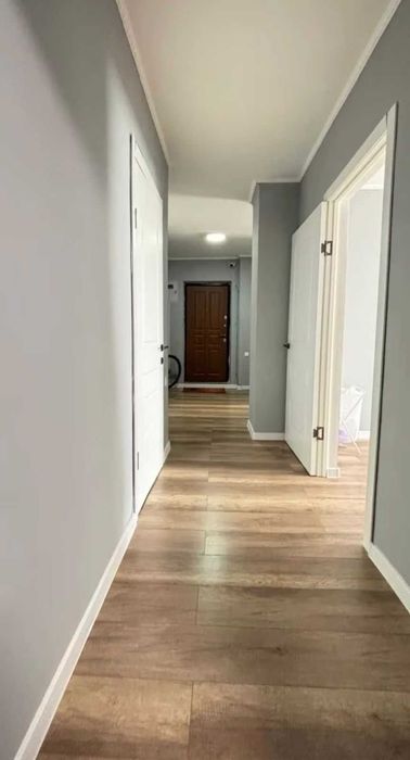 Продам 2 комнатную 12 микрорайон