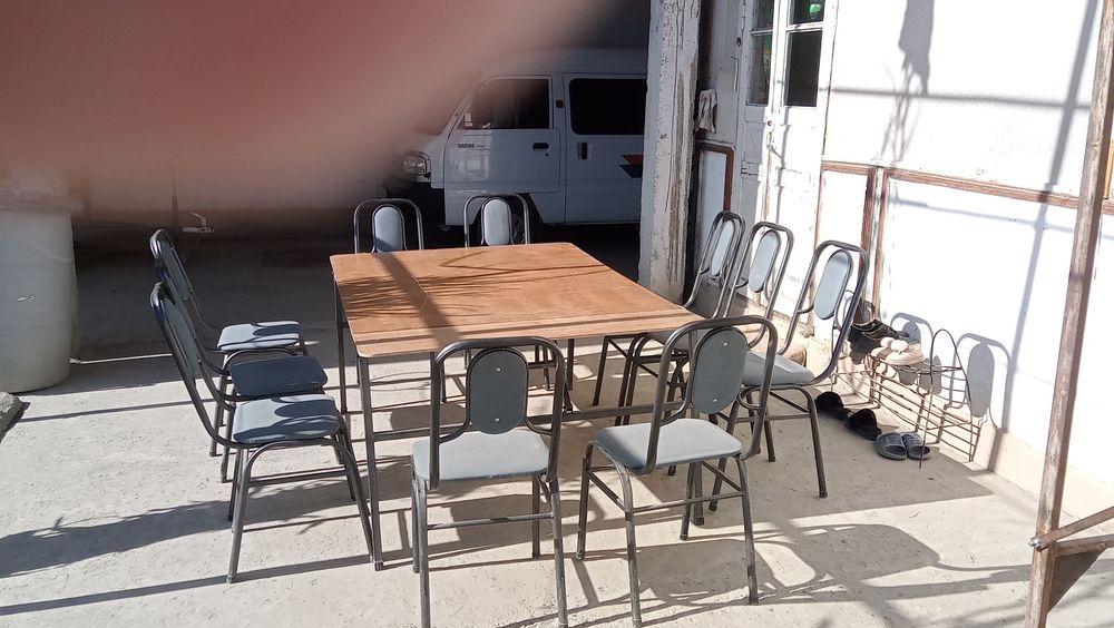 Стол стул срочно сотаман