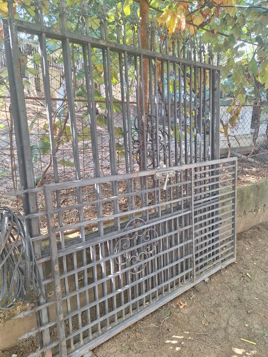 Porți de fier forjat