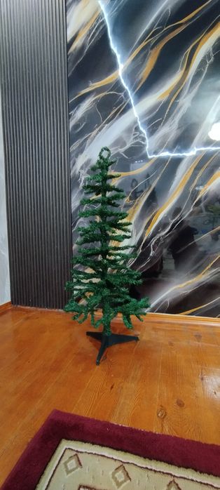 Продаётся ёлка 1.20 см