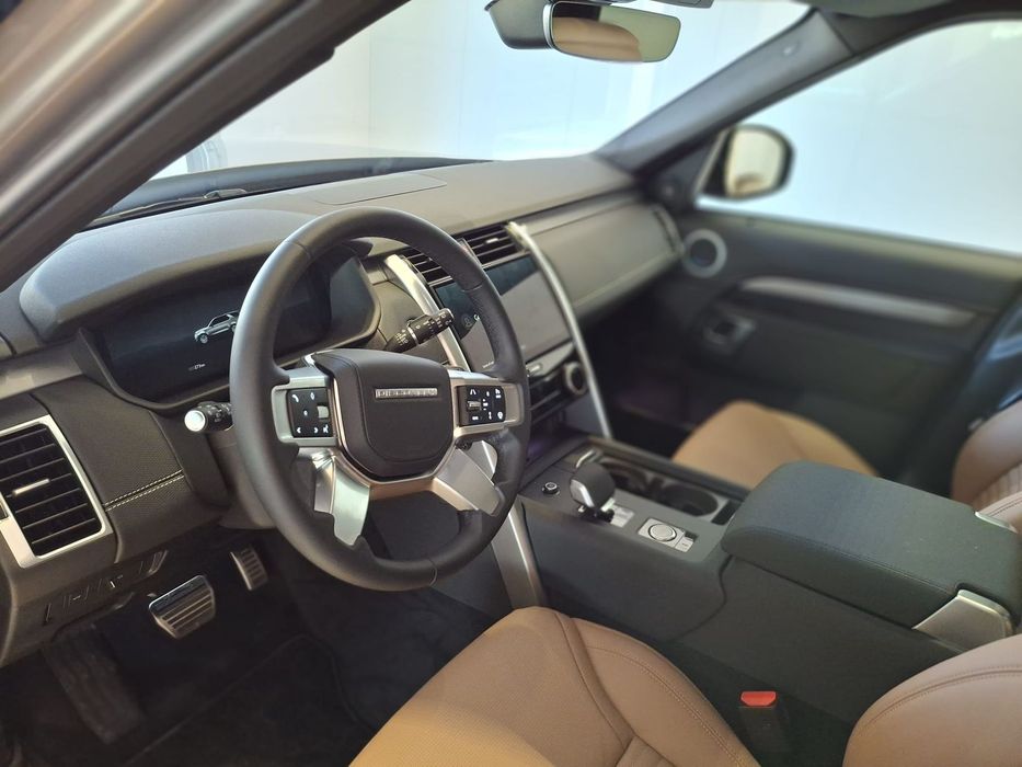 Land Rover Discovery 2025 diesel, 84.579 € — imagine 3