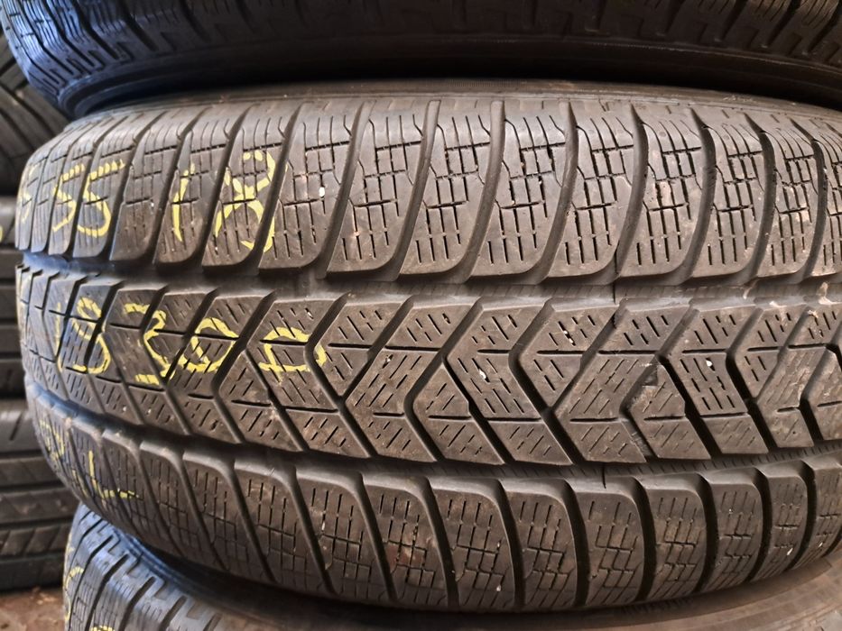 4 anvelope 255/55 R18 Pirelli runflat