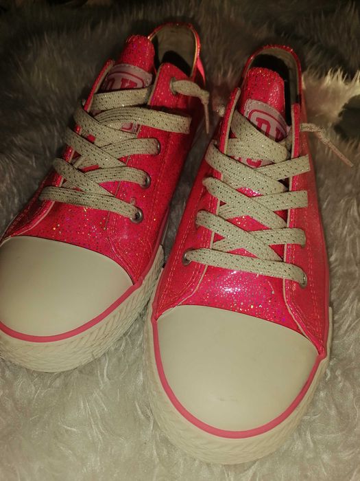 Блестящи кецове-36