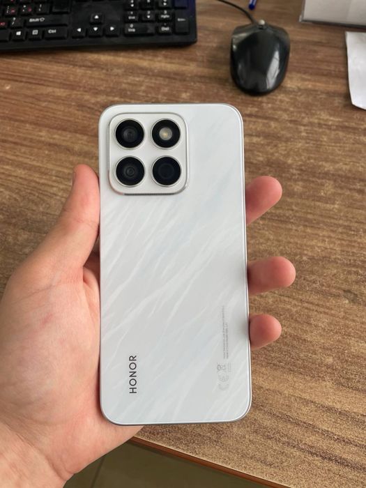 Продам Honor x8c