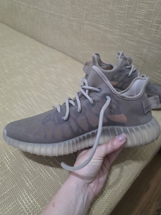 Adidasi Yeezy barbati