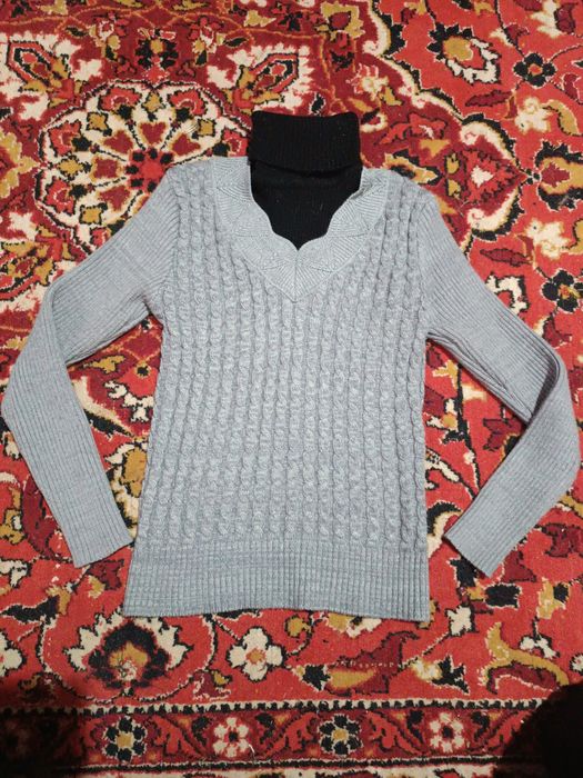 Кофты яркие, красивые