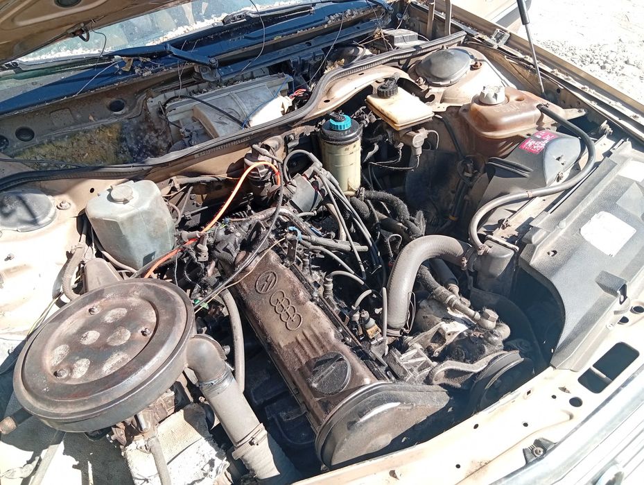 В разборе Audi 100 C3