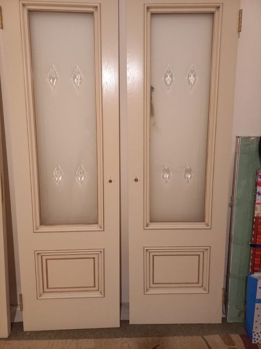 Продам межкомнатные двери