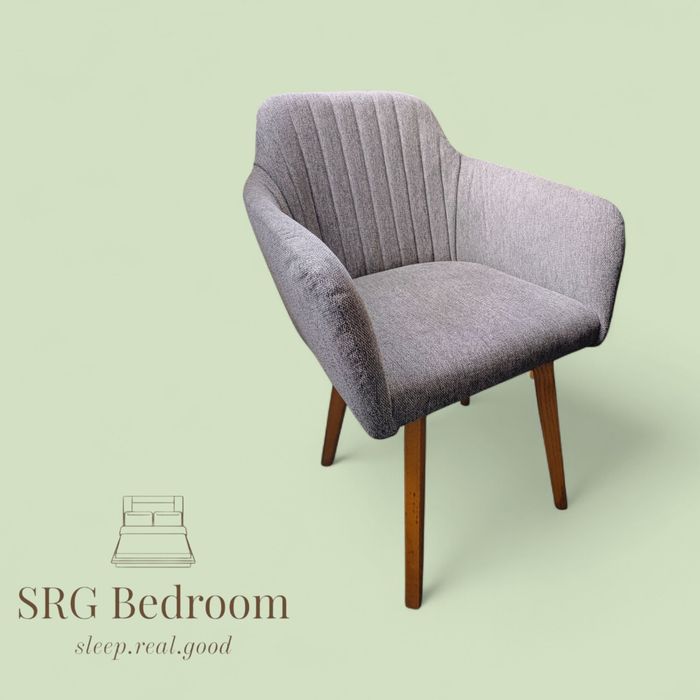 Изработка на тапицирани кухненски столове и мека мебел по поръчка