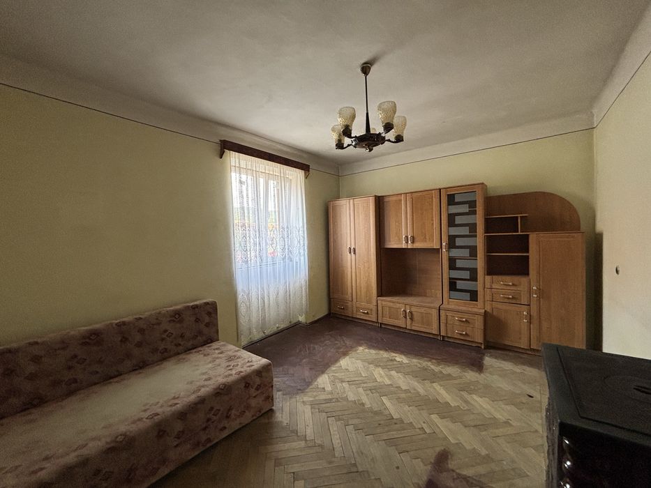 Vand apartament in oasul Nucet,jud Bihor