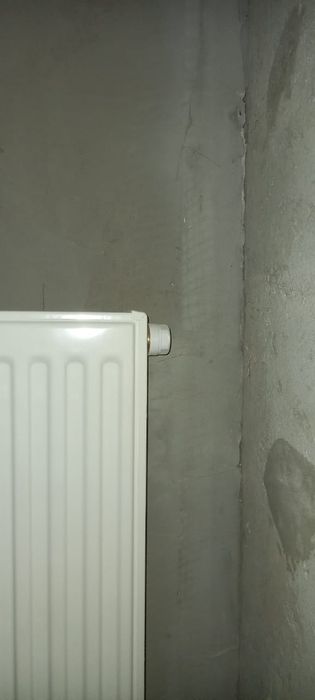 Настенное крепление панельных радиаторов