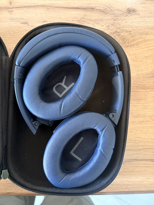 Bose qc 45 original  naushnikalari sotiladi.