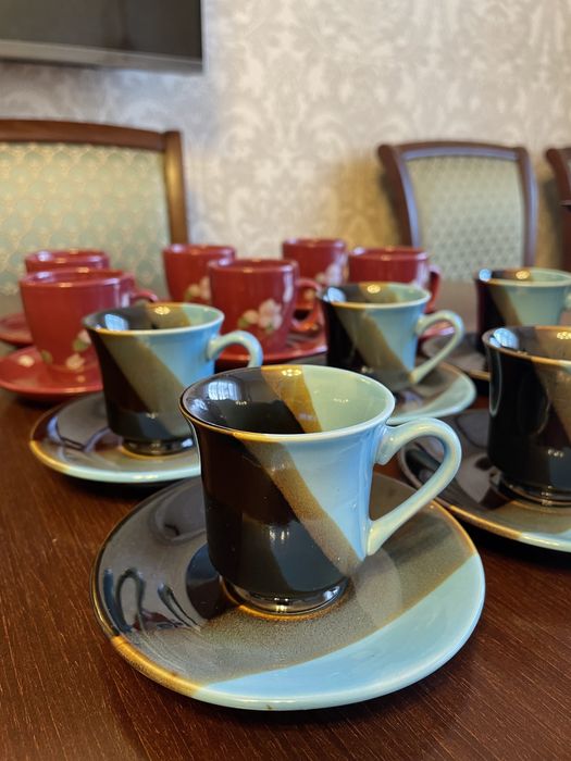 Продам 2 набора кофейных чашек