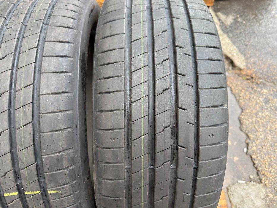 215 50 19 Летни Гуми Hankook Чисто Нови
