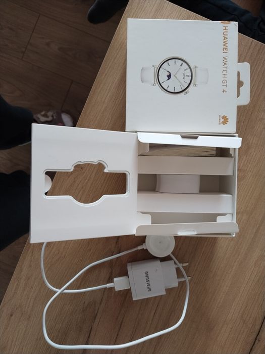 Смарт часы HUAWEI WATCH GT 4