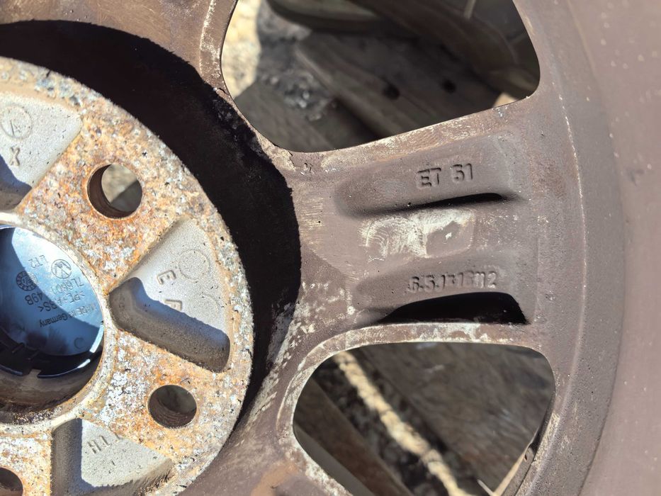 16 цола 5 х 120 мм Фолксваген Транспортер - 6,5 Инча / ЕТ 51