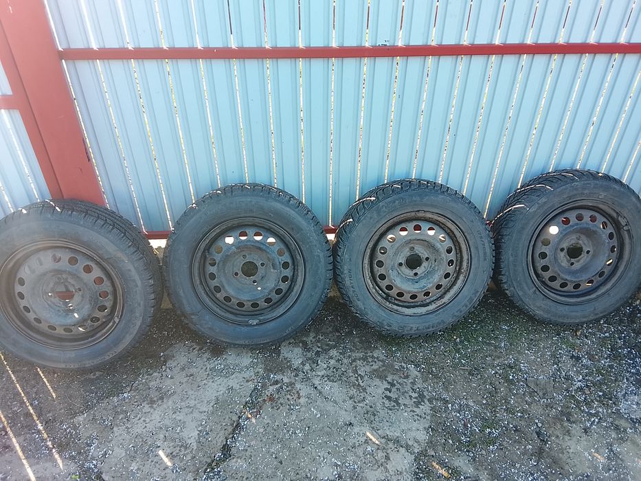 Cauciucuri de iarna pe 175/70/14R