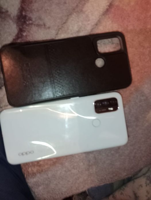 Oppo a 53 есть лиш одна трещина в комплекте защитное стекло чехол 64гб