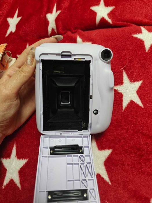 camera Instax mini 11 + album foto si husa