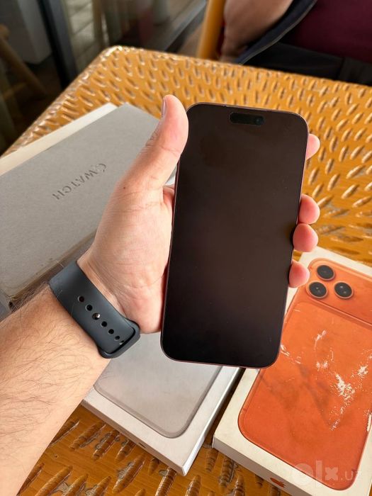 iPhone 17 Pro Max 256gb Orange/ Burgundy Brono