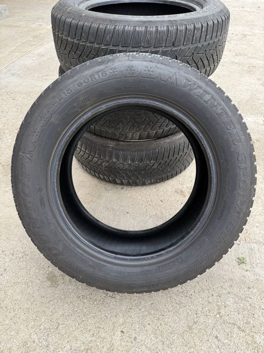 Vand anvelope de iarna 215/60 R16 95H