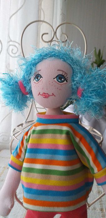 Ръчно изработена кукла