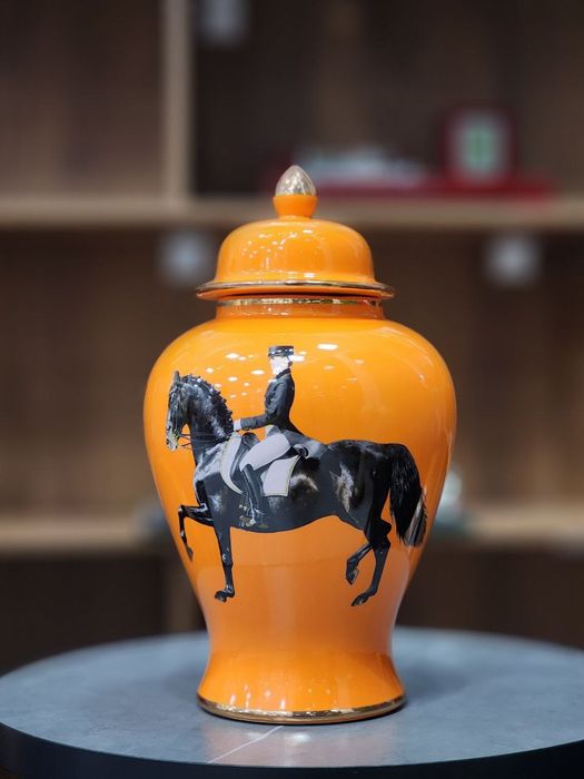 Фарфоровые итальянская качественные ваза