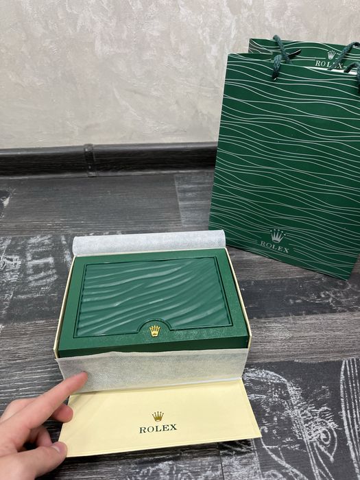 Продавам мъжки часовник Rolex Daytona