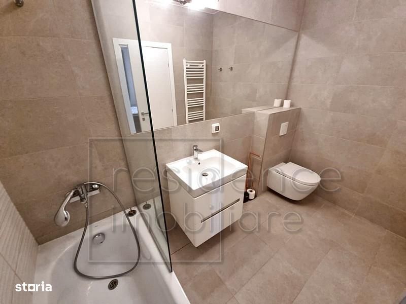 Apartament modern cu 3 camere, Semicentral, zona The Office+Garaj