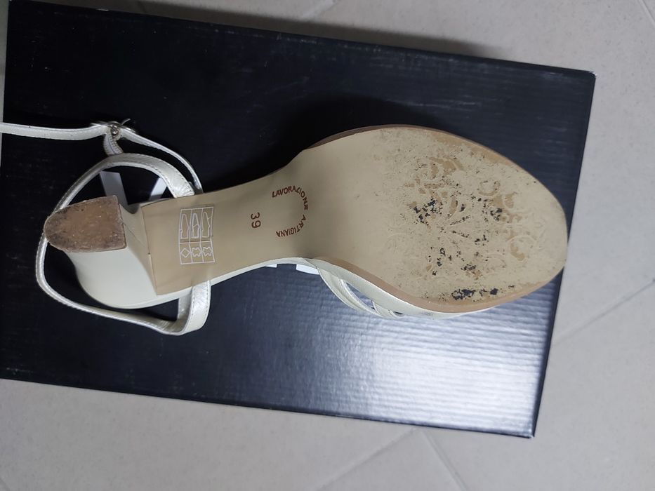 Sandale cu platforma, piele, mas 39