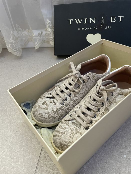 Сникърси Twinset